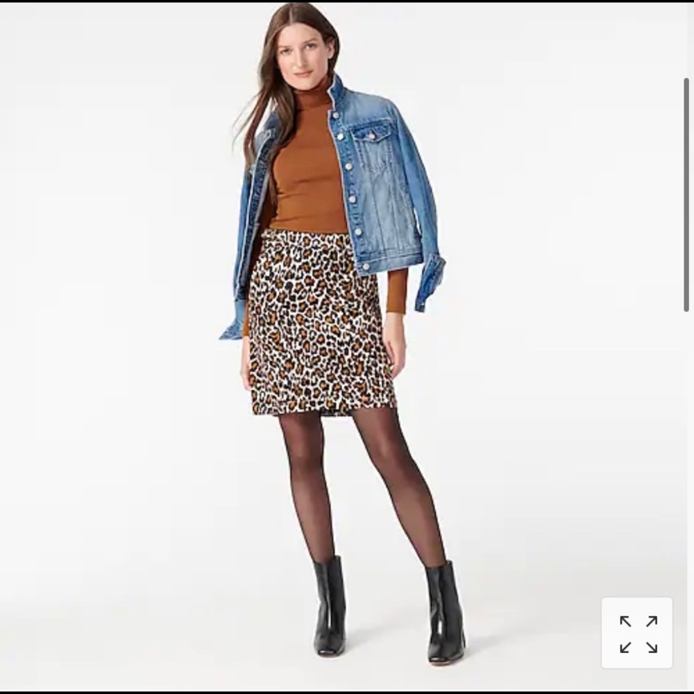 NWT JCrew mini skirt leopard corduroy size 6